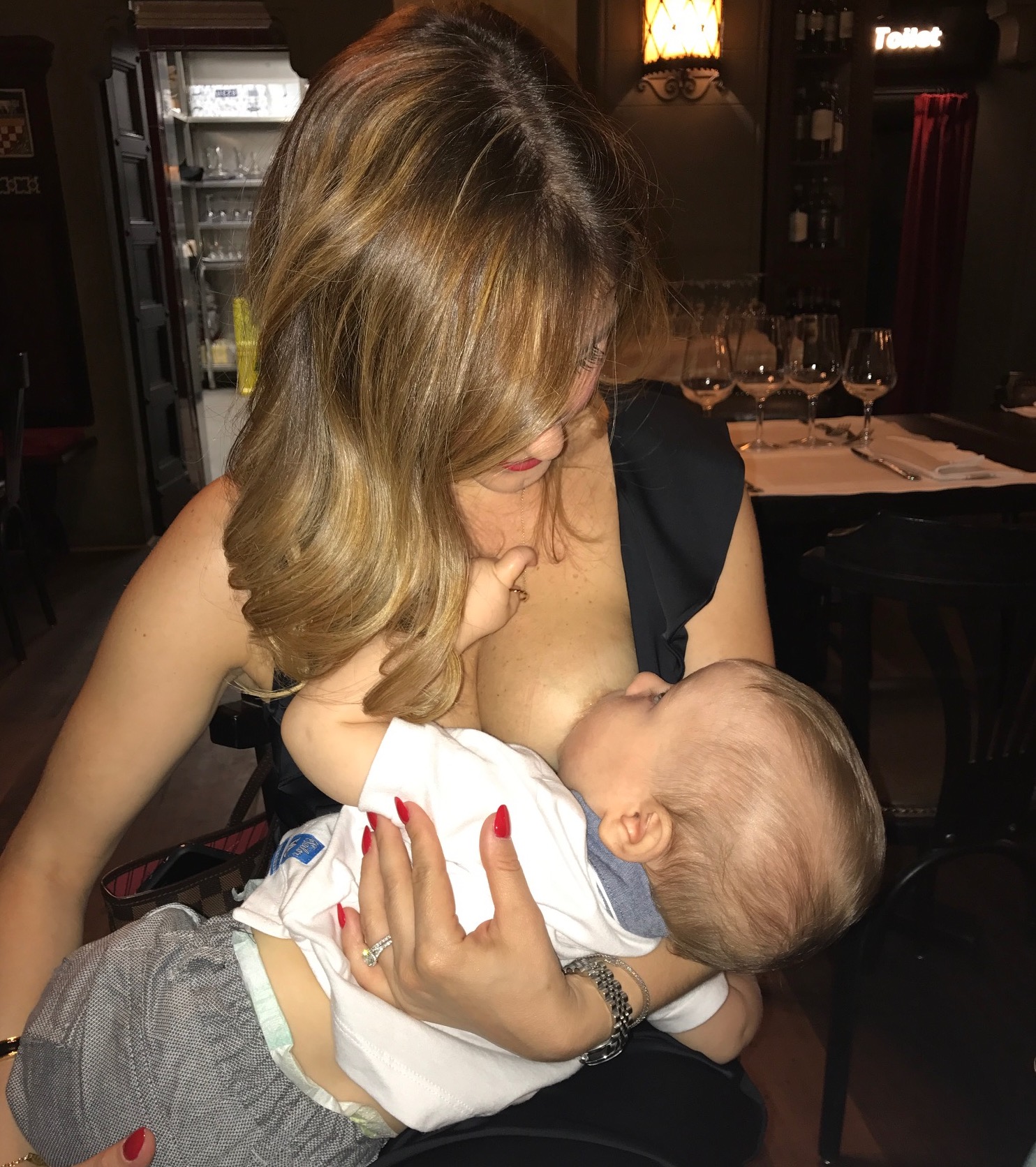 Breastfeeding Leo
